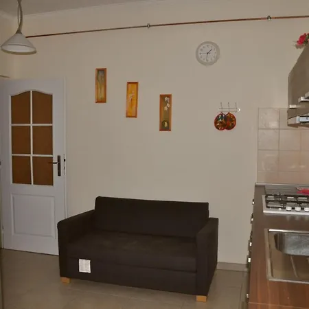 No. 40 Stara Louka 20 Apartment *