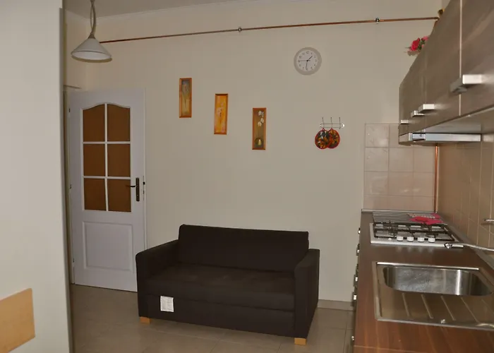 No. 40 Stara Louka 20 *